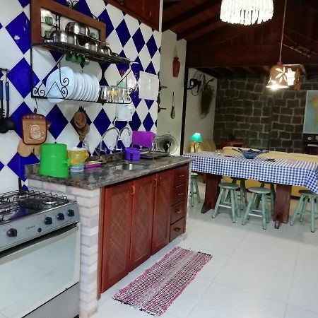 Villa Felix Suites E Chales Ubatuba Bagian luar foto