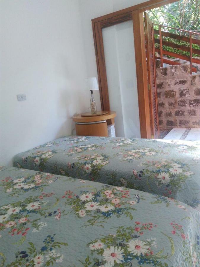 Villa Felix Suites E Chales Ubatuba Bagian luar foto